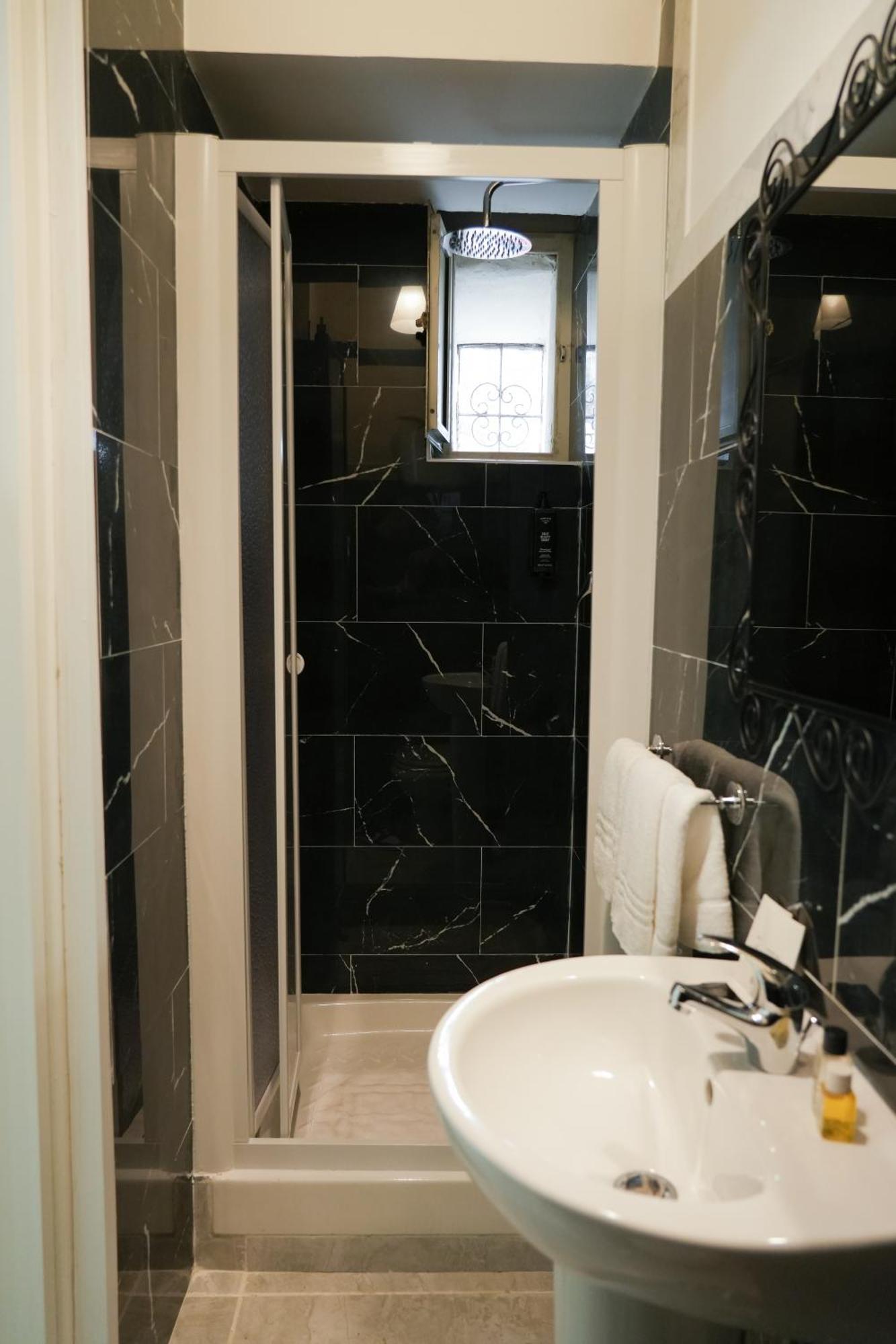 La Casa In Centro Ξενοδοχείο Σαλέρνο Εξωτερικό φωτογραφία